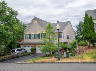 134 Warbler Dr, Wayne, NJ 07470