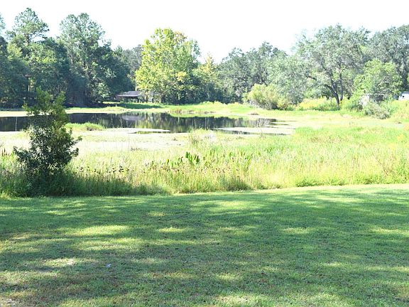 2nd image of 4427 Lake Cir