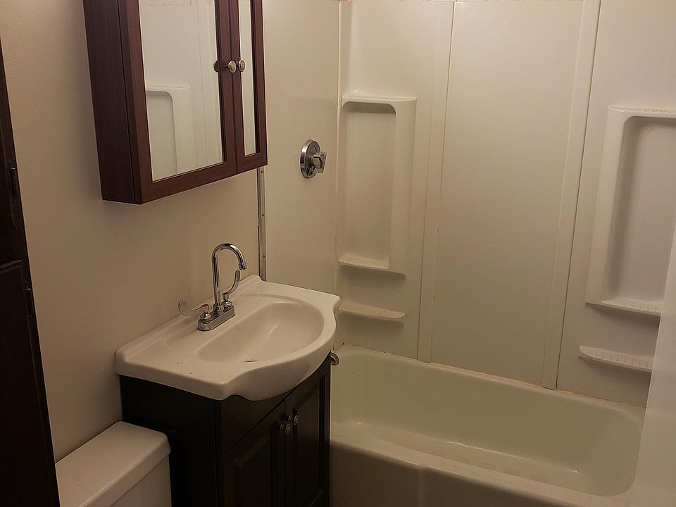2nd image of 332 Malden St
