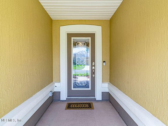 3rd image of 11341 JUSTIN OAKS Drive N