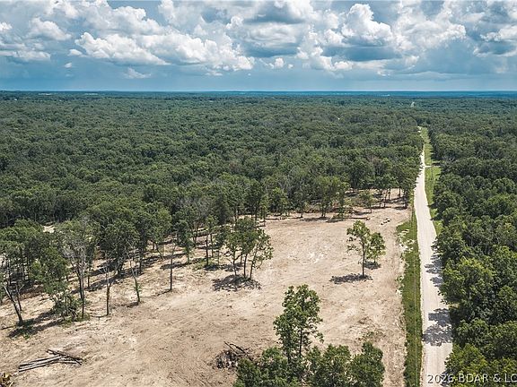 5th image of Geronimo Springs Rd #1