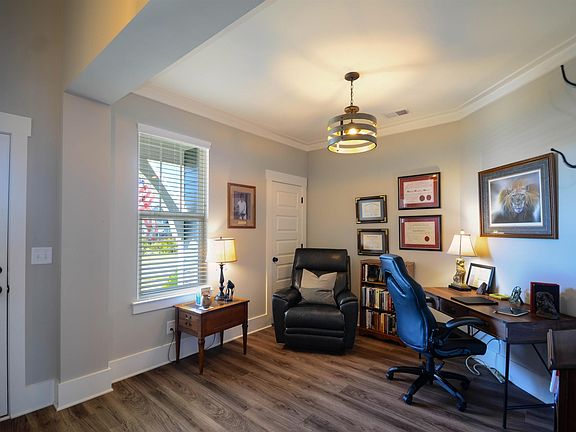 5th image of 4752 Kendall Cir