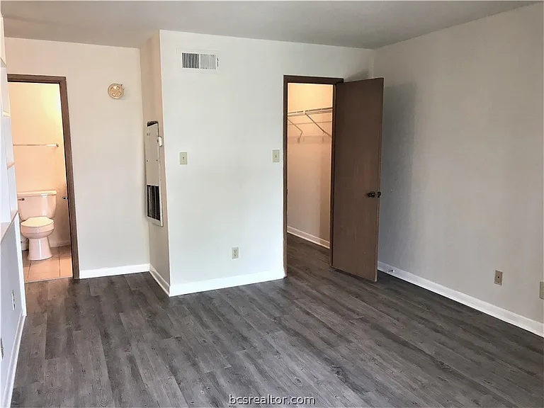 904 University Oaks Blvd #64 — Photo 8