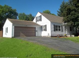 24 Mathews Ave, Waterville, ME 04901