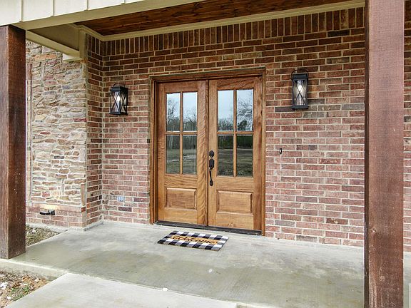 4th image of 766 County Road 4102