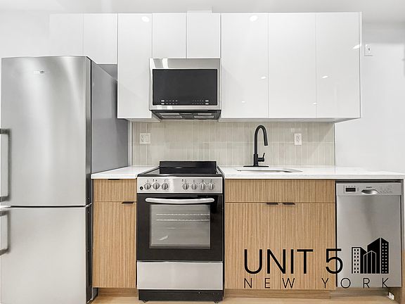 3rd image of 351 Melrose St #1B