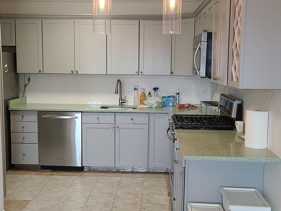 1st image of 6 New Ln APT 3I