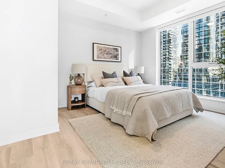 391 Slater St #904 — Photo 8