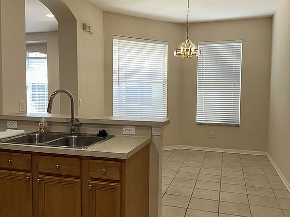 5th image of 3450 Chapel Creek Cir