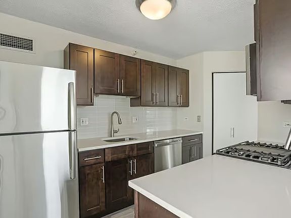 3rd image of 613 N State St #1210