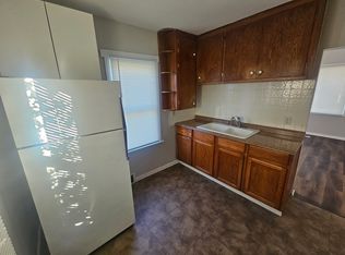 959 Earl St APT 2, Saint Paul, MN 55106