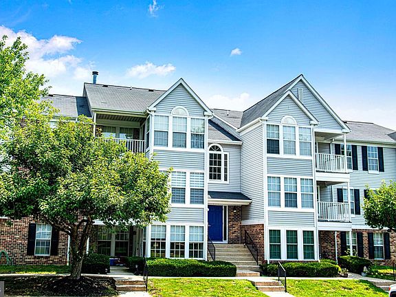 2nd image of 1401 Sage Ln #1401-G