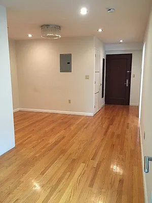 Rented by Kinyu Realty | media 1