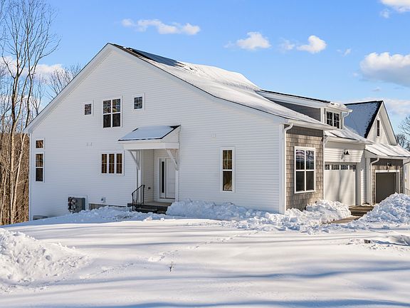 4th image of 1097 Saint Andrews Dr