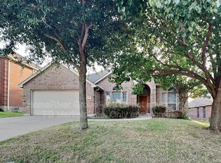 1503 Parkside Dr, Mansfield, TX 76063