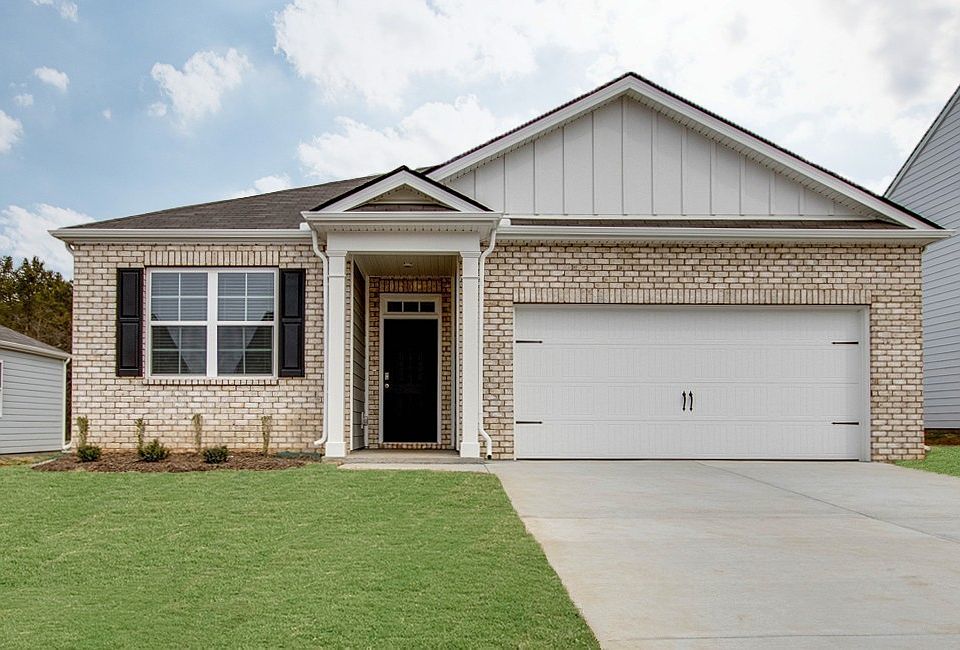 1st image of 108 Hartmann Crossing Dr