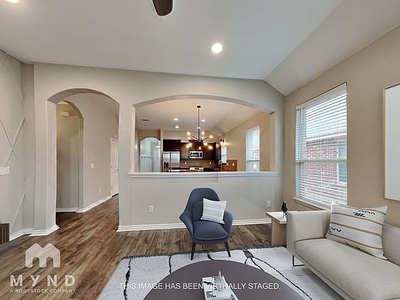 4th image of 7521 Meadow Lake Dr