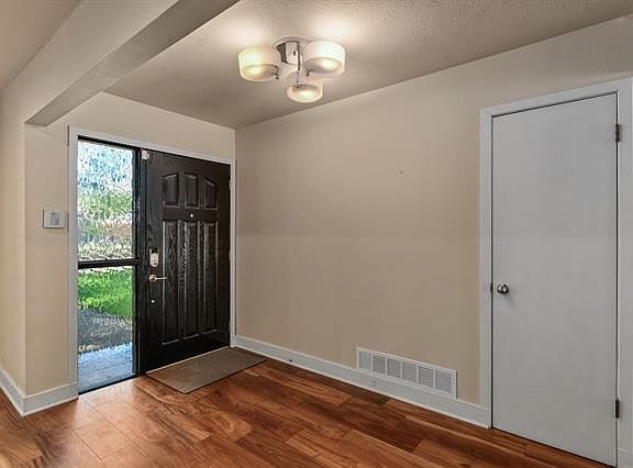 3rd image of 3226 Waldrop Dr