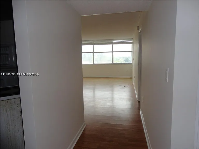 1300 NE Miami Gardens Dr #616E — Photo 9