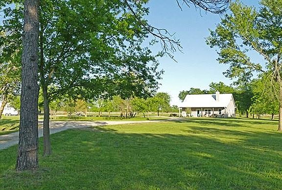 2nd image of 5451 County Road 3208