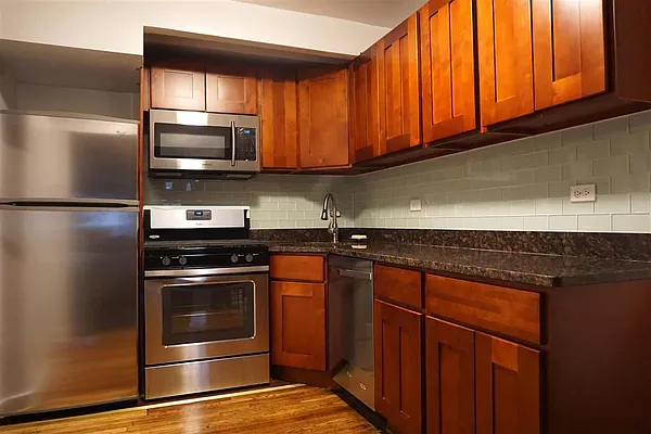 Rented by Compass | media 16