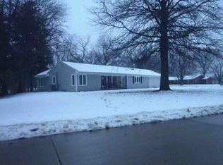 2604 31st St, Moline, IL 61265