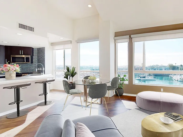 Esprit Marina del Rey — Photo 10