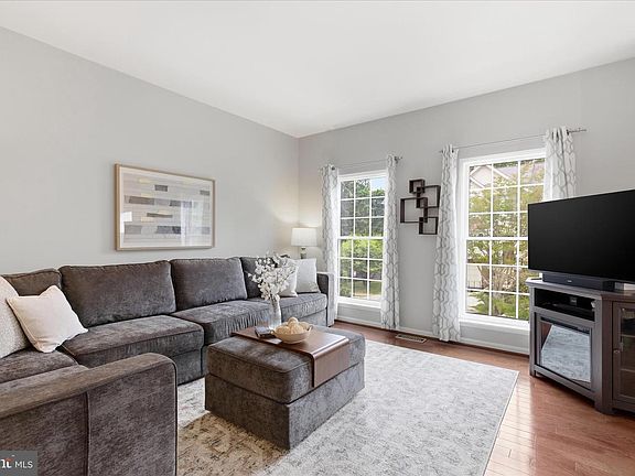 4th image of 13062 Quartz Ln