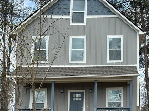 10 Berry Crest Ln, Arden, NC 28704