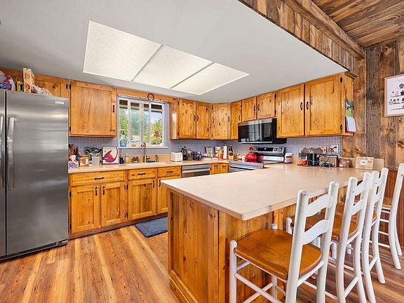 4th image of 2694 Del Mar Dr