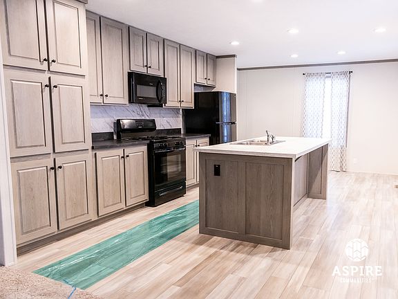 2nd image of 6978 Shamley Ave