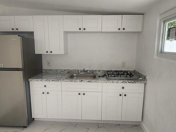 3rd image of 16920 NW 40th Ave #B