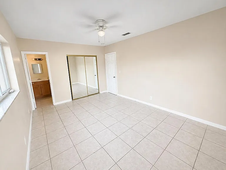 4151 NW 30th Ter #3 — Photo 8