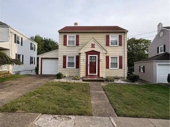 3908 Claremont Pl, Weirton, WV 26062