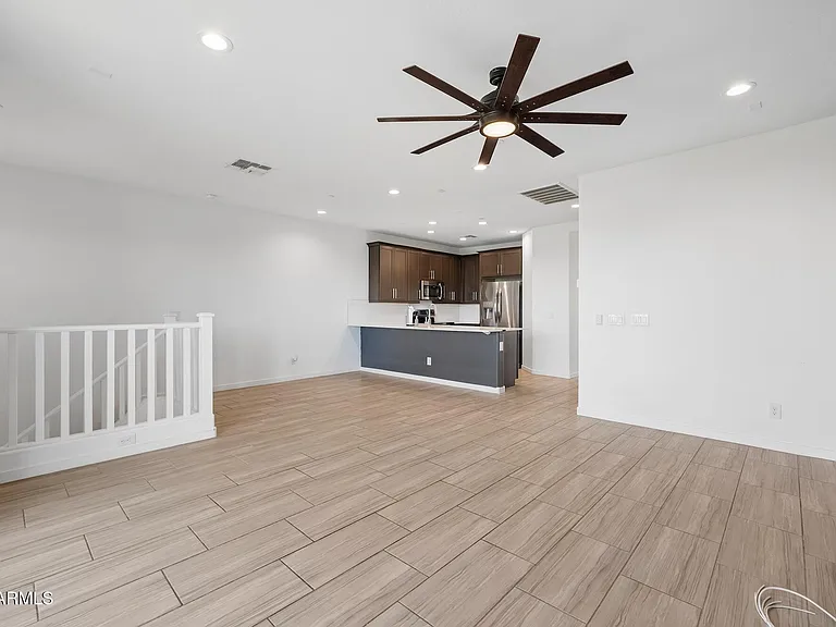 4631 S Element St — Photo 12