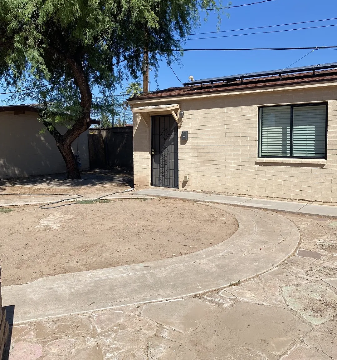 N 24th St, Phoenix — Photo 1