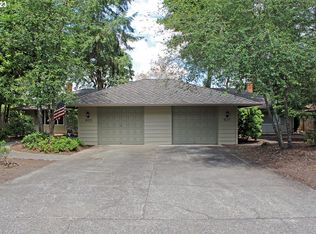 18211 Indian Creek Dr, Lake Oswego, OR 97035