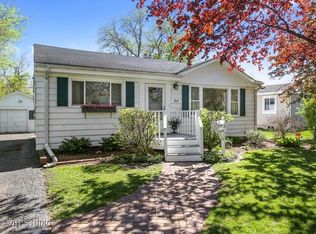 1516 Manchester Rd, Wheaton, IL 60187