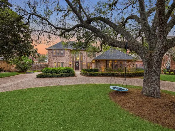 1315 Sugar Creek Boulevard, Sugar Land, TX 77478