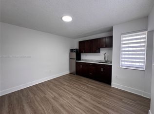 3632 SW 87th Ave REAR 1, Miami, FL 33165