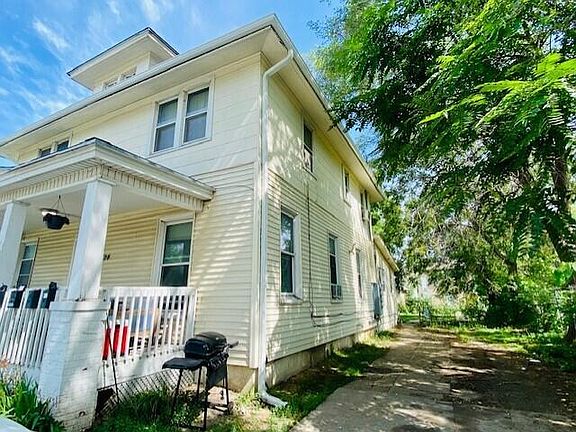 3rd image of 824 5th Avenue