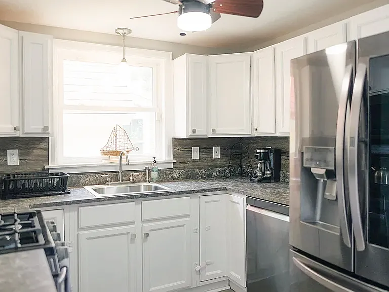 17 Pleasant Ave — Photo 10