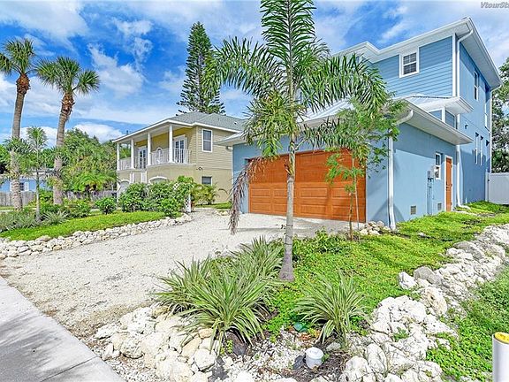 2nd image of 5243 Avenida De Cortez