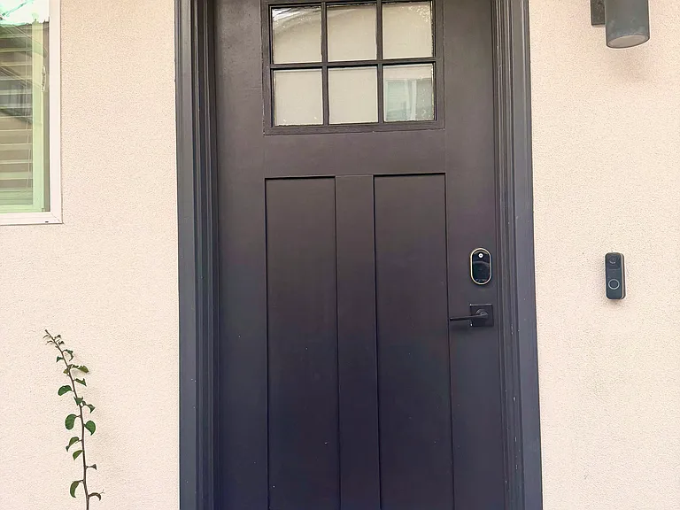 6914 1/2 N Willard Ave — Photo 11