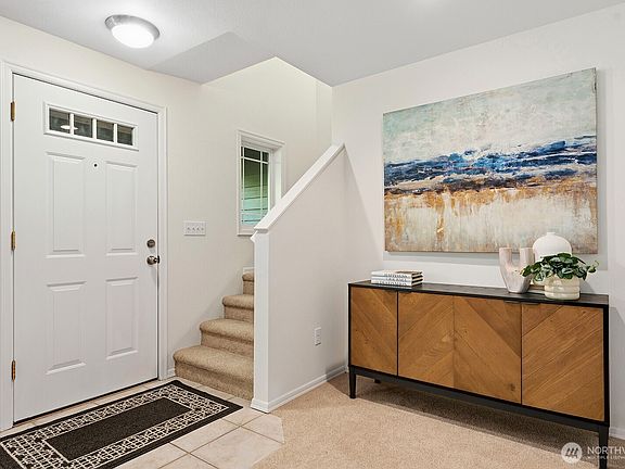 5th image of 15732 Interlake Avenue N