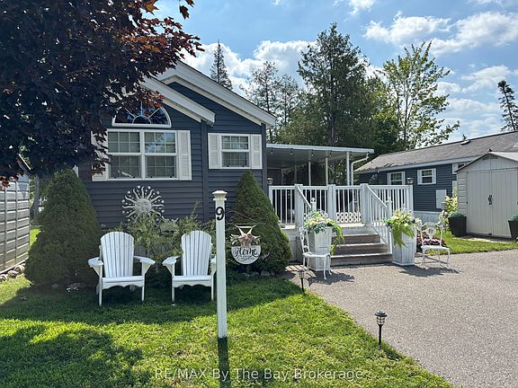 3rd image of 9 White Pines Trl