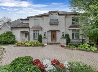 2129 Tuscany Ct, Glenview, IL 60025