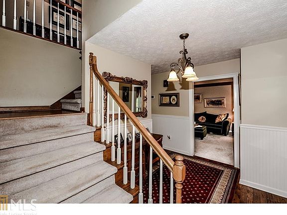 3rd image of 1220 Fairfax Pl