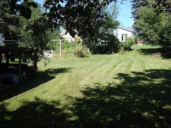flowering crabs to the alley