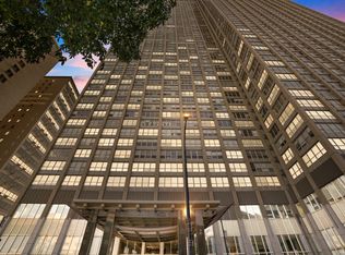 655 W Irving Park Rd APT 1509, Chicago, IL 60613